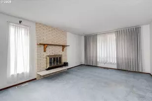 575 Collins Crest, Gladstone, OR 97027 - Photo 6