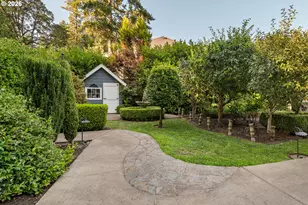 17332 Lake Haven Dr, Lake Oswego, OR 97035 - Photo 16