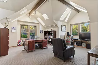 17332 Lake Haven Dr, Lake Oswego, OR 97035 - Photo 38