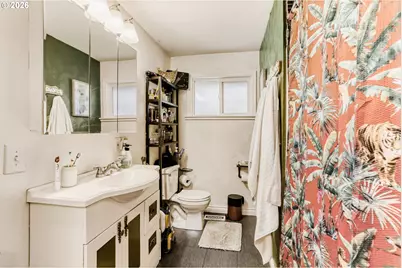 804 SE 176th Pl, Portland, OR 97233 - Photo 22