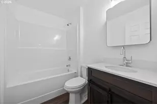 512 NW Cecil Ave, Roseburg, OR 97470 - Photo 14