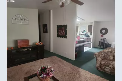 204 Trout Loop, Roseburg, OR 97471 - Photo 10