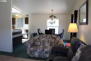 204 Trout Loop, Roseburg, OR 97471 - Photo 4