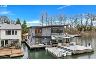 3939 N Marine Dr, Portland, OR 97217 - Photo 8