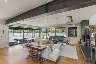 3939 N Marine Dr, Portland, OR 97217 - Photo 10