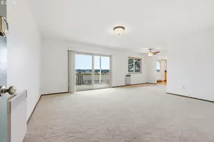 12088 SW King Arthur St, King City, OR 97224 - Photo 6