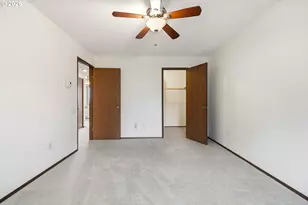 12088 SW King Arthur St, King City, OR 97224 - Photo 16