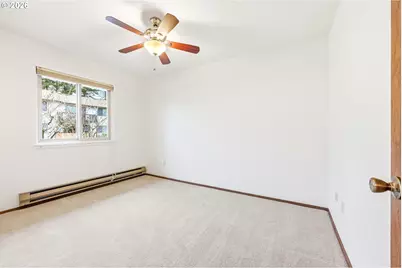 12088 SW King Arthur St #B, King City, OR 97224 - Photo 20
