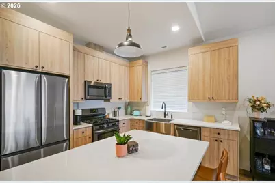 2773 Basalt Ct, Salem, OR 97301 - Photo 10