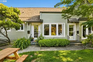 1411 SE 30th Ave, Portland, OR 97214 - Photo 2