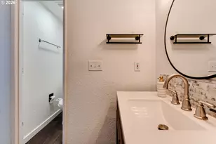 3958 Pam St, Eugene, OR 97402 - Photo 32