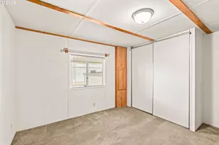 1400 Candlelight Dr, Eugene, OR 97402 - Photo 14