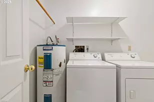 2414 Brockway Rd, Winston, OR 97496 - Photo 34