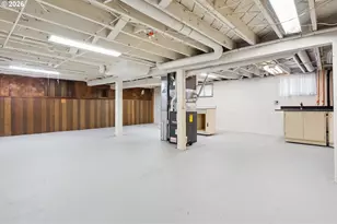 1613 N Willamette Blvd, Portland, OR 97217 - Photo 32