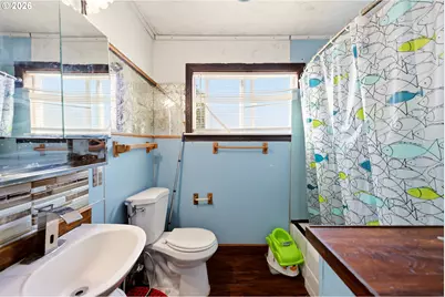 14144 SE Powell Blvd, Portland, OR 97236 - Photo 20