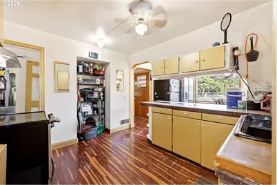 14144 SE Powell Blvd, Portland, OR 97236 - Photo 14
