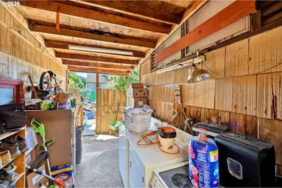 14144 SE Powell Blvd, Portland, OR 97236 - Photo 40