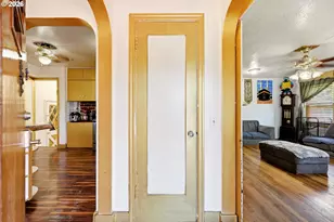 14144 SE Powell Blvd, Portland, OR 97236 - Photo 10