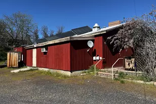 99 3rd St, Maupin, OR 97037 - Photo 4