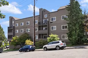 4320 S Corbett Ave, Portland, OR 97239 - Photo 2