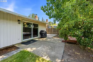 20350 SW Celebrity Ct, Beaverton, OR 97078 - Photo 18