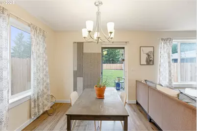 3902 Hawthorne Ave, Salem, OR 97301 - Photo 6