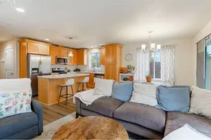 3902 Hawthorne Ave, Salem, OR 97301 - Photo 10