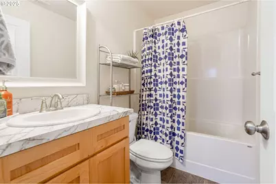 3902 Hawthorne Ave, Salem, OR 97301 - Photo 14