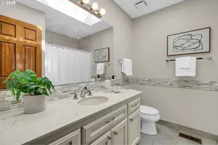 5657 Grand Oaks Dr, Lake Oswego, OR 97035 - Photo 34