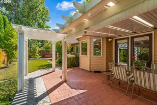 5657 Grand Oaks Dr, Lake Oswego, OR 97035 - Photo 36