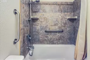 94032 Brush Ln, Coos Bay, OR 97420 - Photo 18