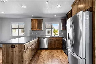 193 N 44th Pl, Ridgefield, WA 98642 - Photo 14