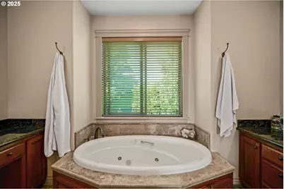 6147 Quail Hollow St, Salem, OR 97306 - Photo 32