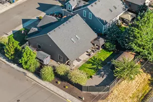 367 Yellowwood St, Junction City, OR 97448 - Photo 32