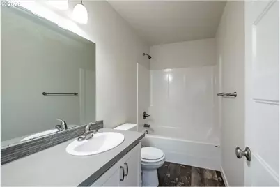 66 N 8th St, Lebanon, OR 97355 - Photo 18