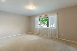 9735 SW Tualatin Rd, Tualatin, OR 97062 - Photo 4