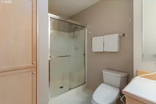 9735 SW Tualatin Rd, Tualatin, OR 97062 - Photo 12