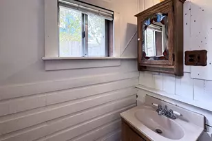 310 1/2 E 31st Ave, Eugene, OR 97405 - Photo 20