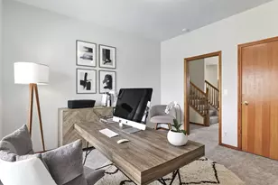 366 SW 37th Cir, Gresham, OR 97080 - Photo 18