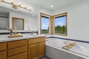 366 SW 37th Cir, Gresham, OR 97080 - Photo 24