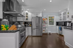2798 SW Old Orchard Rd, Portland, OR 97201 - Photo 6