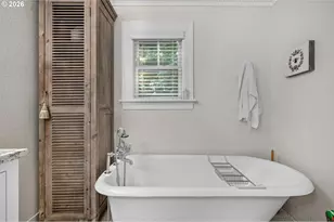2798 SW Old Orchard Rd, Portland, OR 97201 - Photo 18