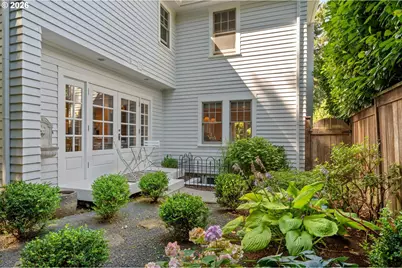 2798 SW Old Orchard Rd, Portland, OR 97201 - Photo 30