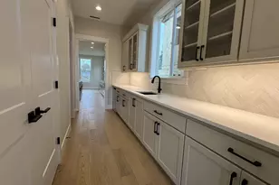 18210 NW Anastasia Dr, Portland, OR 97229 - Photo 20