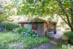 92976 Deadwood Creek Rd, Deadwood, OR 97430 - Photo 36