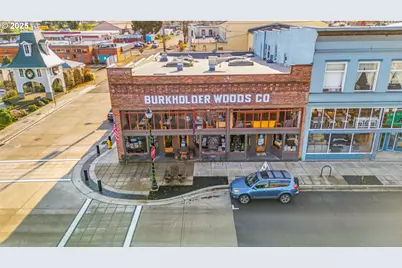 657 E Main St, Cottage Grove, OR 97424 - Photo 40