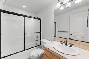 2303 SE 12th Ave, Portland, OR 97214 - Photo 22