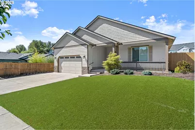 117 NW Canyon Creek Dr, McMinnville, OR 97128 - Photo 2