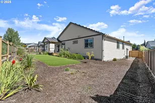 117 NW Cyn Crk Dr, McMinnville, OR 97128 - Photo 18