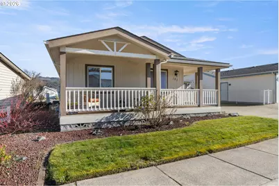 181 Kristi Lee Ln, Roseburg, OR 97471 - Photo 2